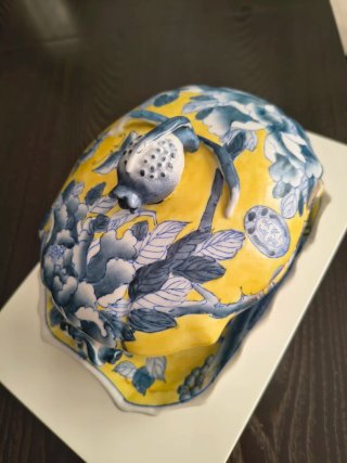 Sopera porcelana china decorada
