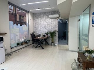 Local comercial en alquiler en El Llano en Gijón