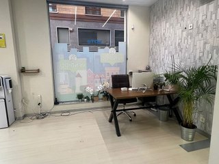 Local comercial en alquiler en El Llano en Gijón
