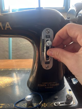 2 Máquinas de coser antiguas Sigma
