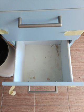 Mueble de baño alto cristal y metal