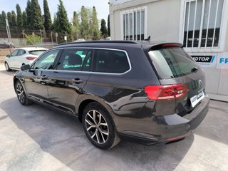 Volkswagen Passat 2022
