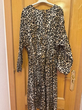 Vestido Midi Animal Print Beige y Marrón