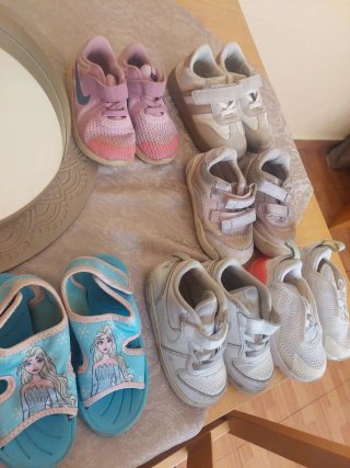 Zapatos niña varios modelos talla 25
