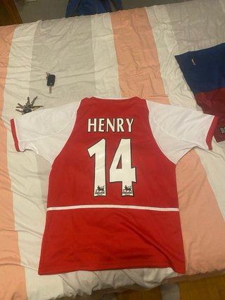 Camiseta del Arsenal (Henry) – Temporada 2002-2003