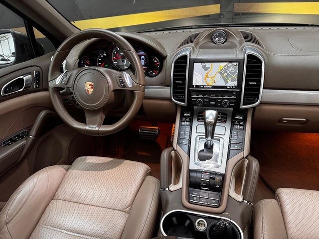Porsche Cayenne 2013