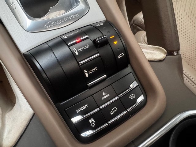 Porsche Cayenne 2013