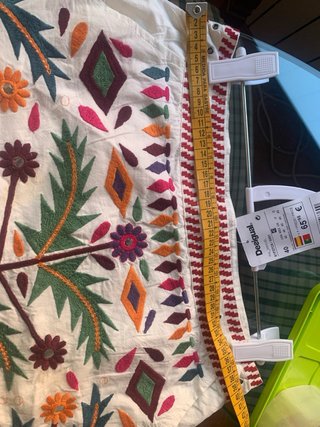 Falda Desigual blanca bordada