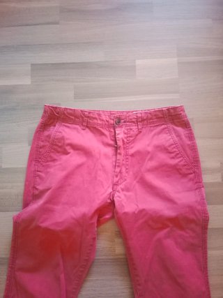 Pantalón chino rosa hombre Burdeos