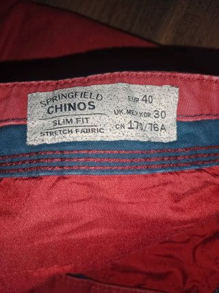 Pantalón chino rosa hombre Burdeos