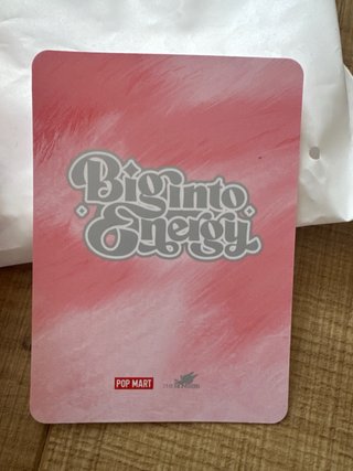 Labubu POP MART Big into Energy LOVE
