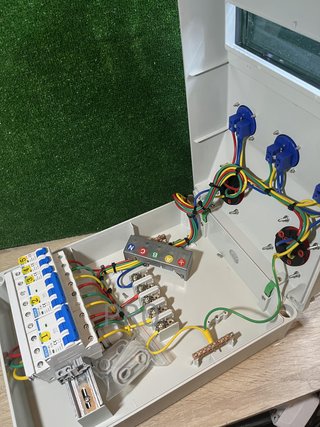 Distribuidor de Corriente CHENGPI