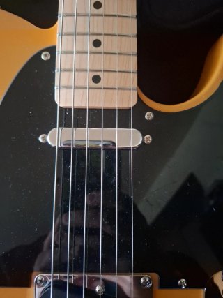 Guitarra Squier Telecaster Dorada