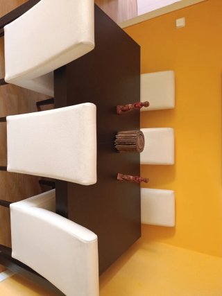 Mesa comedor extensible madera wengue  + 6 sillas