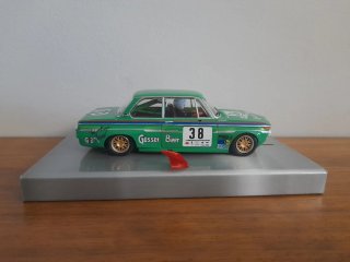 Coche Slot BMW 2002 Revoslot