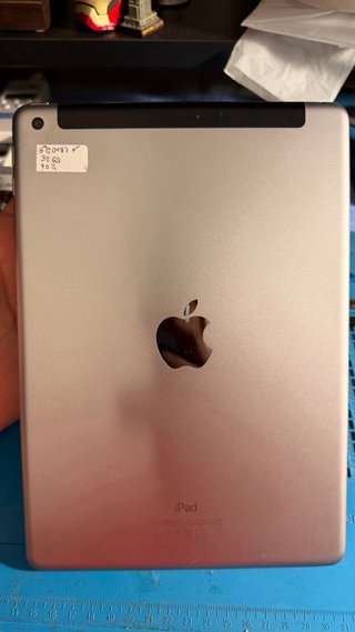 iPad 6ª Gen 128GB WiFi+Cellular Plata