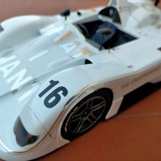 BMW V12 LMR 1/18 Kyosho 24h Le Mans