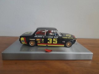 BMW 2002 Revoslot Negro