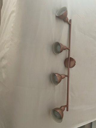 Lámpara de techo LED dorada