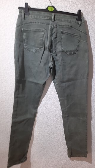 Pantalón verde caqui mujer