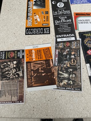 Lote entradas conciertos rock antiguas