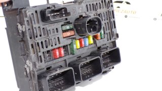 CAJA DE FUSIBLES PEUGEOT CITROEN BSM L01-00 9656086080 S118983001l S118983001 l