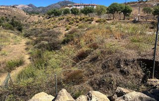 Terreno en venta en Los Pacos en Fuengirola