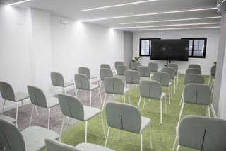 Oficina en alquiler en Nueva España en Madrid