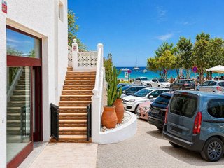 Local comercial en alquiler en Cala Vedella - Cala Tarida - Cala Conta en Sant Josep de sa Talaia