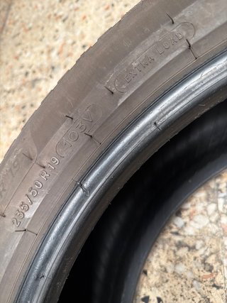 Neumáticos 235/50R19 103V