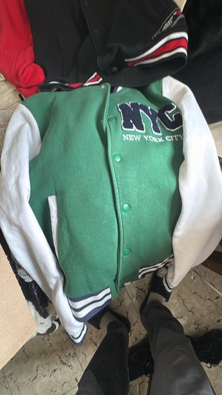 2 Chaquetas tipo Varsity
