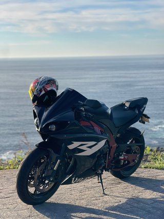 Yamaha YZF R1 Crossplane 2009