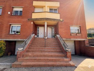 Casa adosada en alquiler en Montilivi - Palau en Girona
