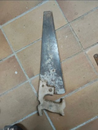 Serruchos antiguos y sierra arco ACESA  nueva