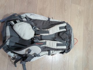 Mochila de trekking Quechua 50L