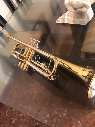 Trompeta Bach TR-650 Lacada Nueva