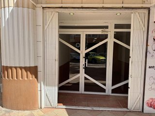 Local comercial en alquiler en Monóvar/Monòver