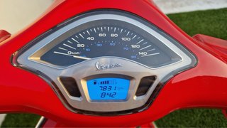 Vespa Primavera 125 Roja - 7830km