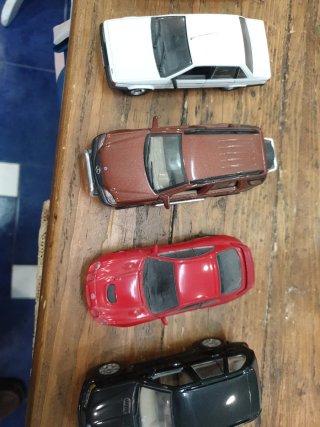 Coches a escala 1:43
