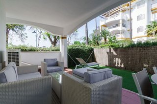 Piso en alquiler en Nueva Andalucía centro en Marbella