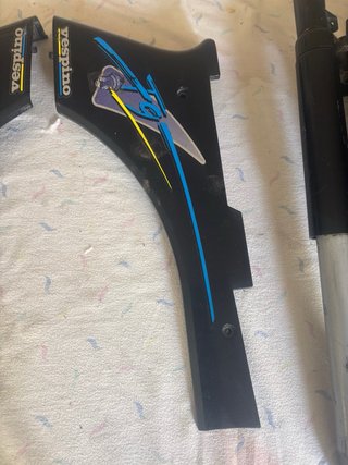 Tapas Vespino F9 Bajo Asiento