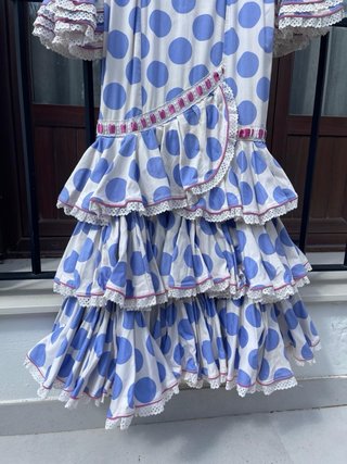 Traje de Flamenca lunares azul y blanco