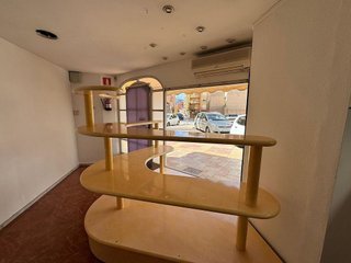 Local comercial en alquiler en Monóvar/Monòver