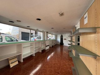 Local comercial en alquiler en Monóvar/Monòver