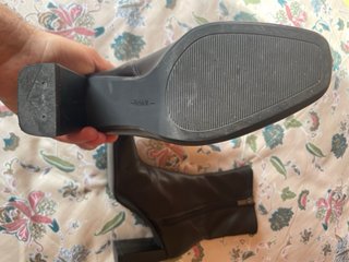Botines negros Sfera piel tacón cuadrado