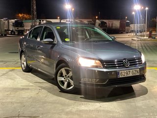 Volkswagen Passat 2010