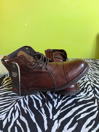 Botas de piel marrones