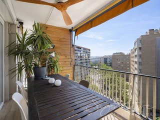 Piso en alquiler en Les Tres Torres en Barcelona