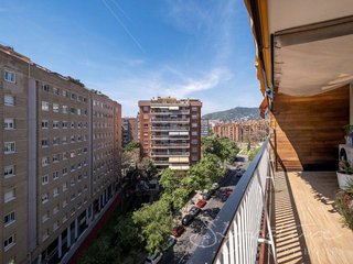 Piso en alquiler en Les Tres Torres en Barcelona