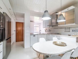 Piso en alquiler en Les Tres Torres en Barcelona